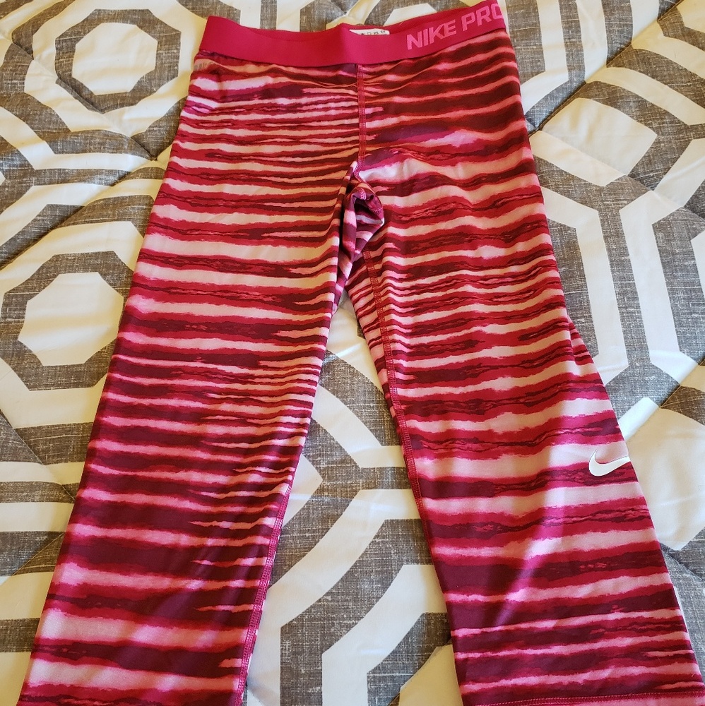Athletic leggings
